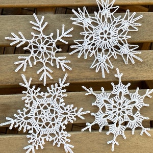 Set of 4 crocheted snowflakes, Christmas decorations, Crocheted Snowflake, Christmas, home decor, Christmas, Home Decoration, white, snow